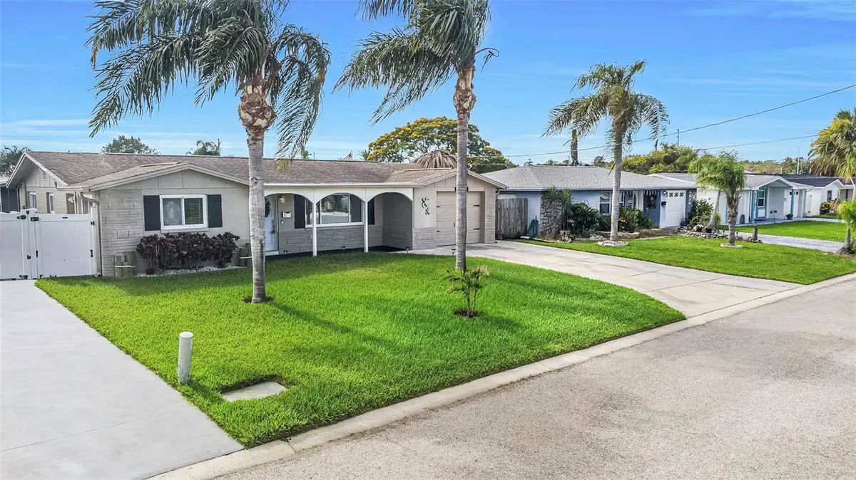 12804 2nd Isle, Hudson, FL 34667 - #1