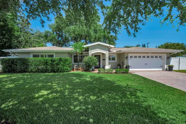 1732 Golf View Drive, BELLEAIR, FL 33756