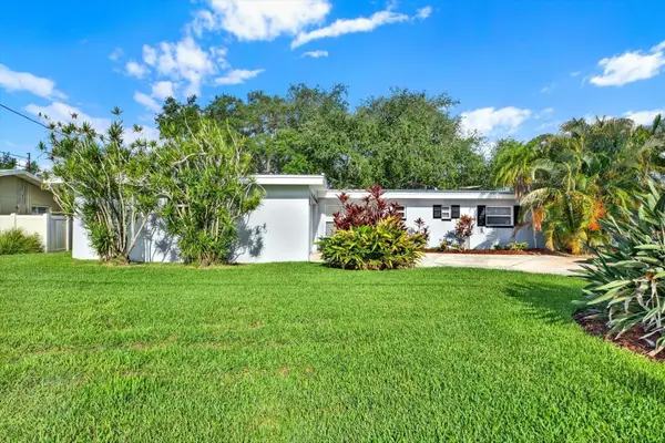 4496 13th Lane Ne, ST PETERSBURG, FL 33703