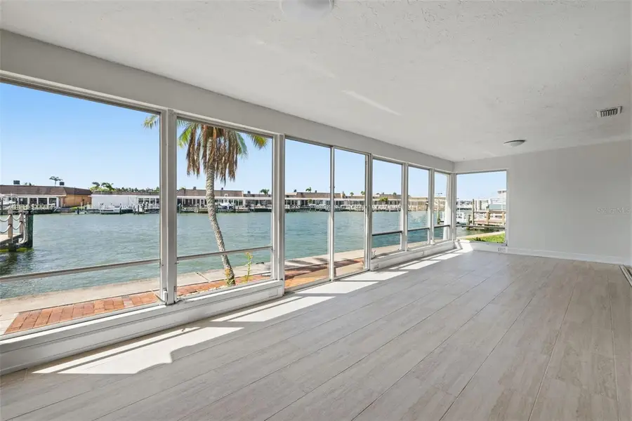 594 Boca Ciega Point Boulevard N, Saint Petersburg, FL 33708 - #2