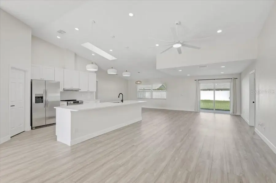 6501 68th Drive E, Palmetto, FL 34221 - #2