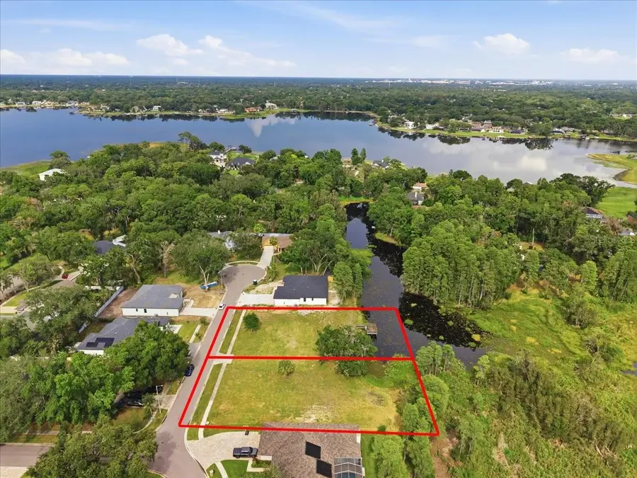 Woods End Court, Tampa, FL 33618 - #3