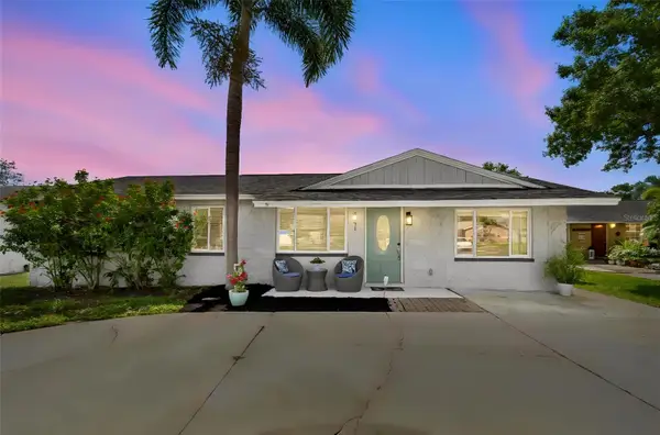 8891 85th Street, SEMINOLE, FL 33777