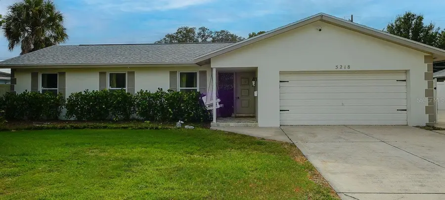 5218 Venetian Boulevard Ne, Saint Petersburg, FL 33703 - #2