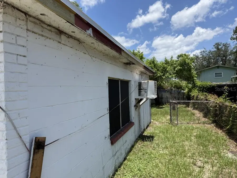3012 E Hanna Avenue, Tampa, FL 33610 - #2