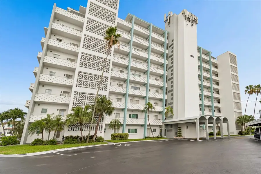 1365 N Snell Isle Boulevard Ne #2E, Saint Petersburg, FL 33704 - #2