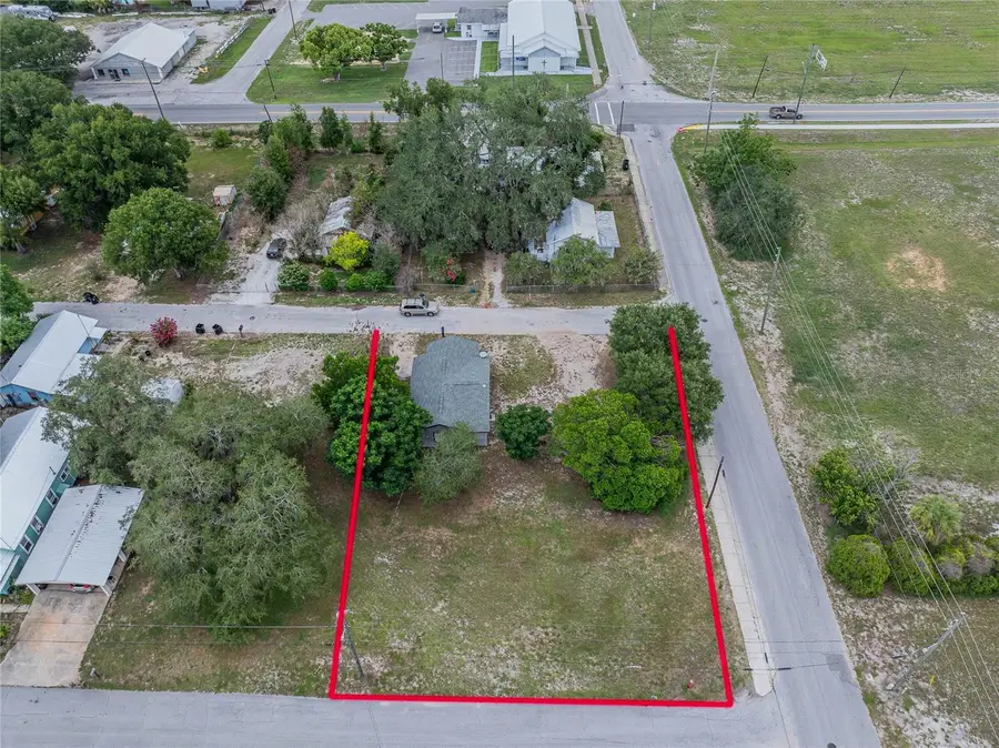 5 North Street, Frostproof, FL 33843 - #2