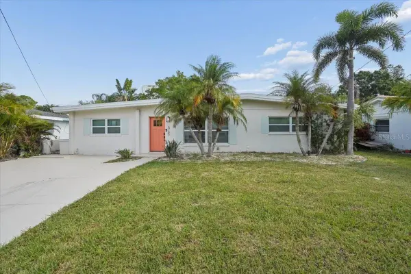 6765 W Flamingo Way S, ST PETERSBURG, FL 33707