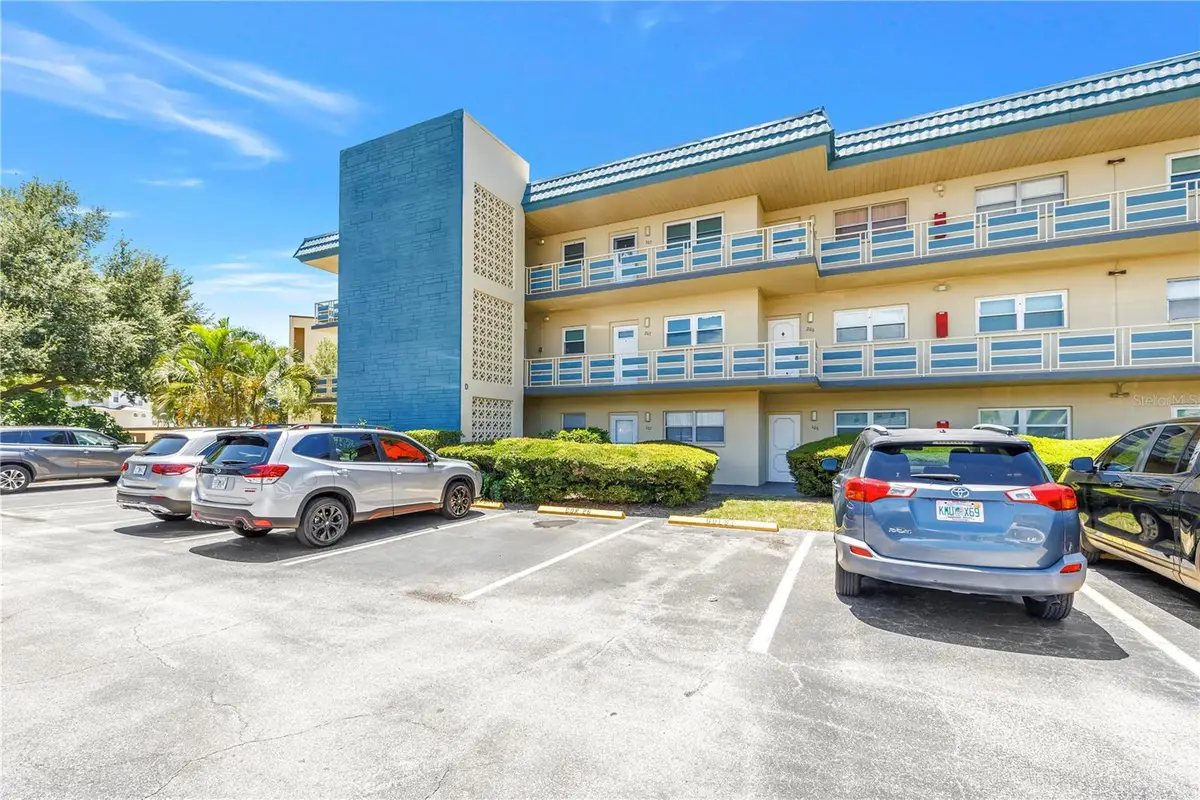 5750 80th Street N #D107, Saint Petersburg, FL 33709 - #1