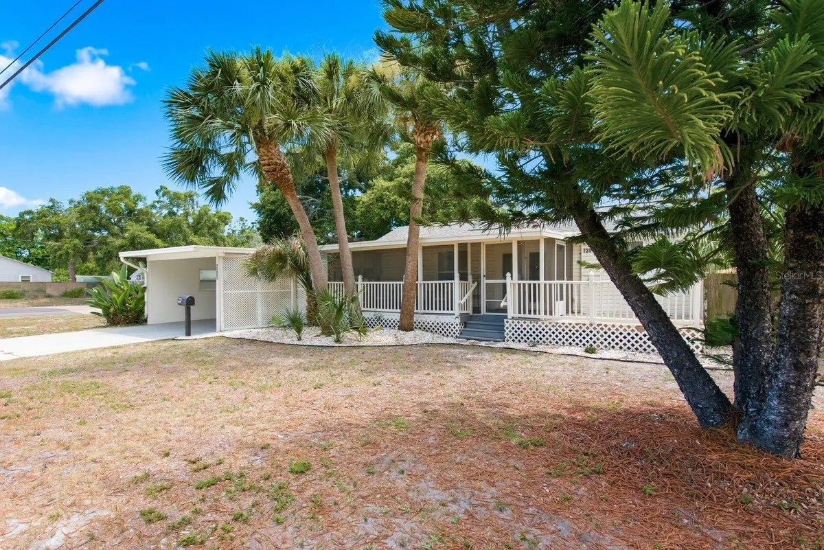 7201 5th Avenue N, Saint Petersburg, FL 33701 - #1