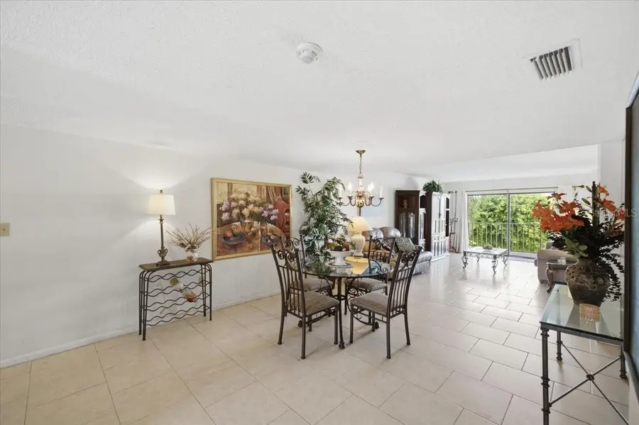 7050 Sunset Drive S #216, Saint Petersburg, FL 33707 - #2