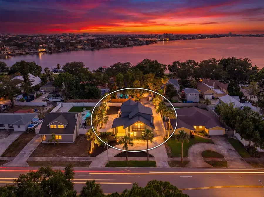 310 Park Street N, Saint Petersburg, FL 33710 - #2