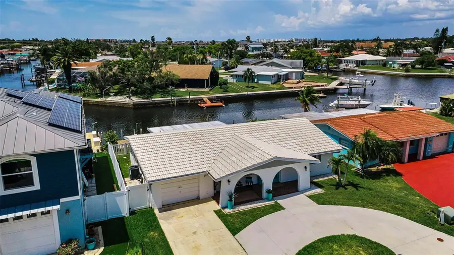 4825 Shell Stream Boulevard, New Port Richey, FL 34652 - #3