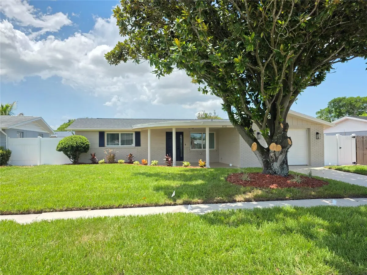5752 Lanate Avenue, New Port Richey, FL 34652 - #1