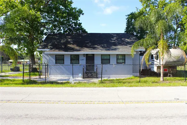 2207 Sparkman Road, PLANT CITY, FL 33566