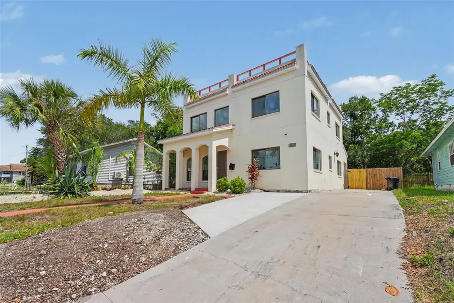 1018 7th Avenue S, Saint Petersburg, FL 33705 - #2