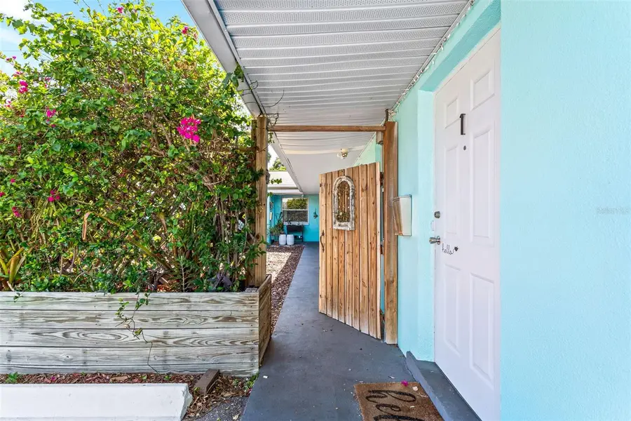 1230 70th Street N, Saint Petersburg, FL 33710 - #2