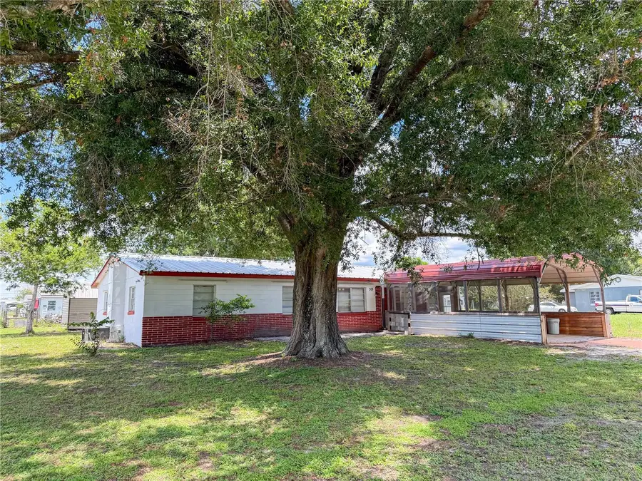 308 Central Avenue, Frostproof, FL 33843 - #3