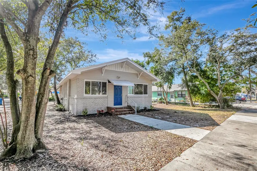 703 16th Street Nw, Largo, FL 33770 - #2