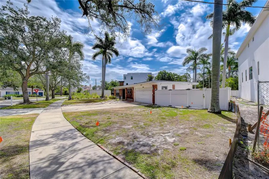 5006 W Dickens Avenue, Tampa, FL 33629 - #2