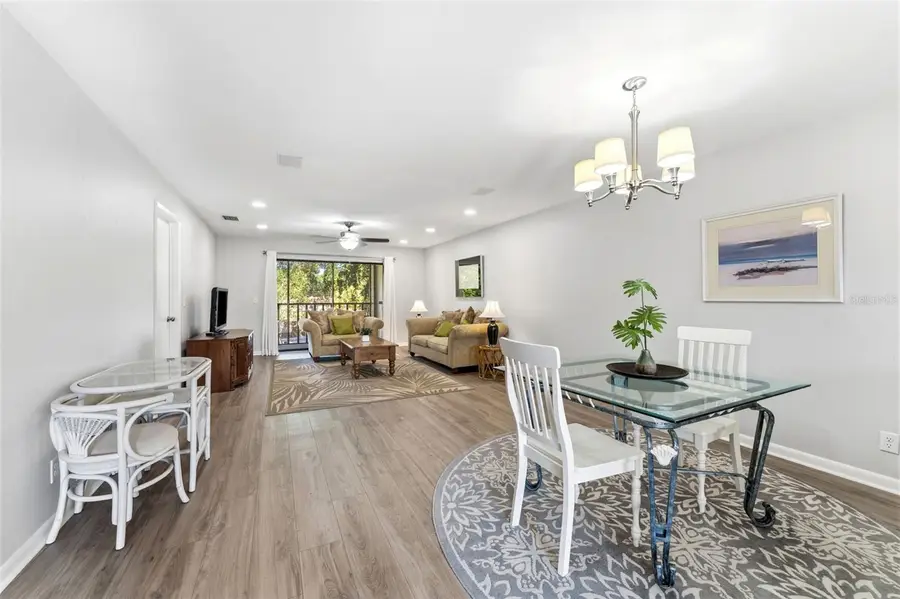 101 Lake Avenue Ne #215, Largo, FL 33771 - #2