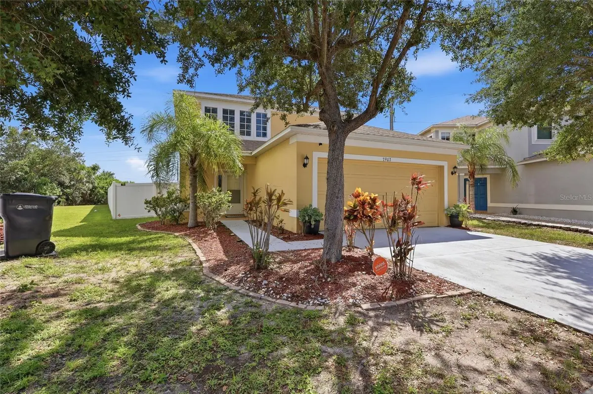 7902 Carriage Pointe Dr, Gibsonton, FL 33534 - #1