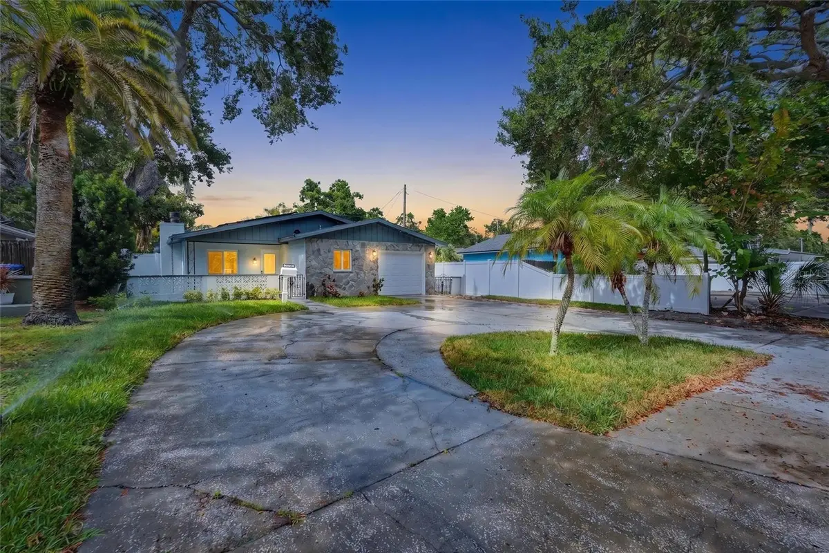 8170 22nd Avenue N, Saint Petersburg, FL 33710 - #1