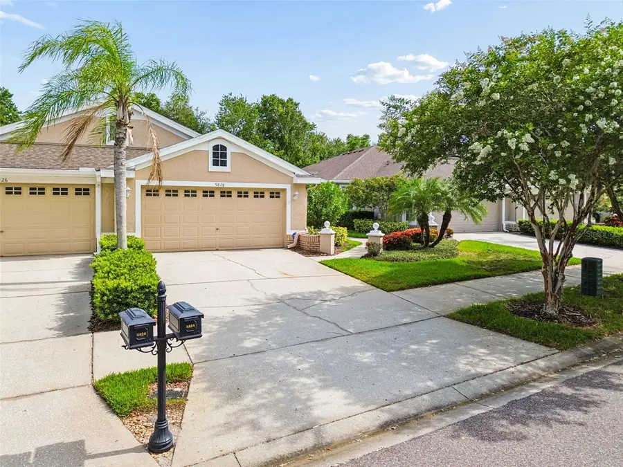 9828 Bridgeton Drive, Tampa, FL 33626 - #2