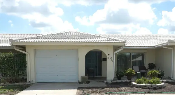 10451 Azalea Park Drive N #2, PINELLAS PARK, FL 33782