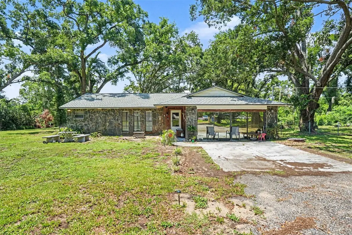534 Leverett Road, Seffner, FL 33584 - #1