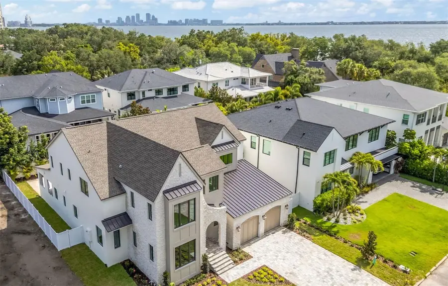2911 W Chapin Avenue, Tampa, FL 33611 - #2