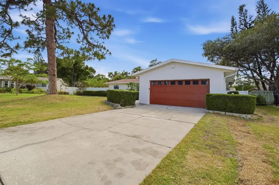 7520 20th Street N, Saint Petersburg, FL 33702 - #3