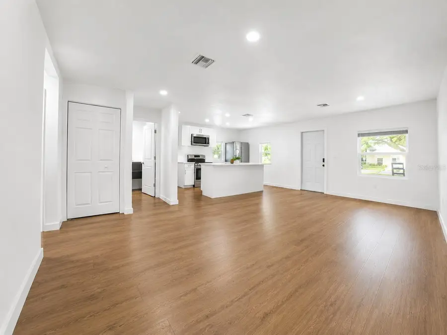9212 N Brooks Street, Tampa, FL 33612 - #2