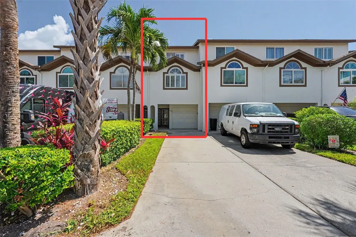 269 Madeira Circle, Saint Petersburg, FL 33715 - #1