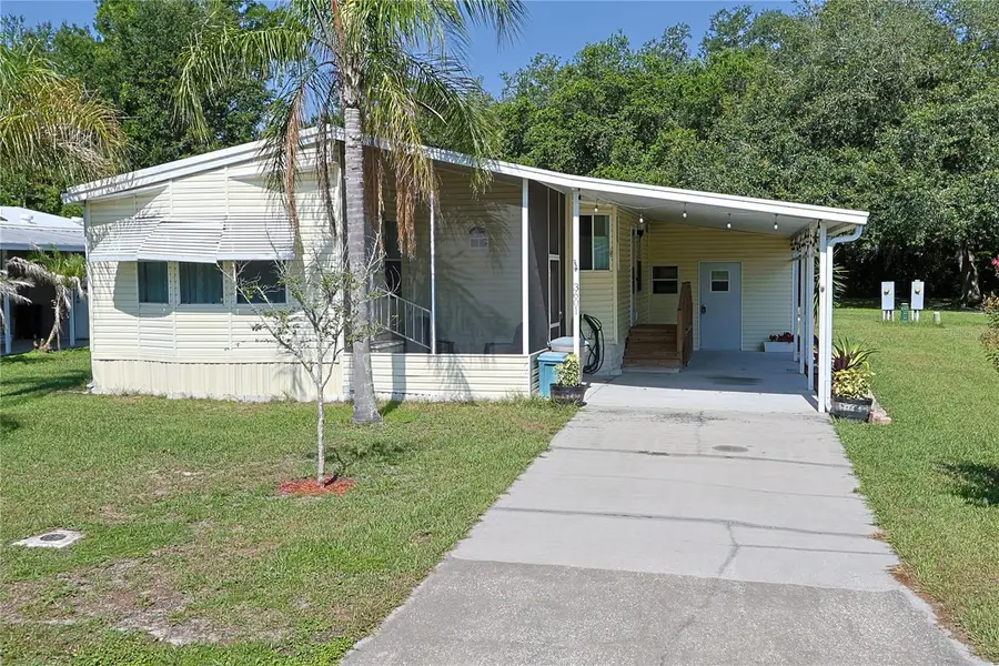 3601 Muller Dr, Zephyrhills, FL 33540 - #2