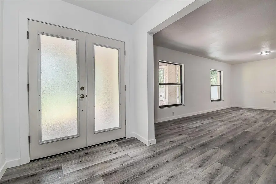 9404 W Hamilton Avenue, Tampa, FL 33615 - #2