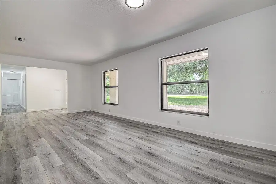 9404 W Hamilton Avenue, Tampa, FL 33615 - #3