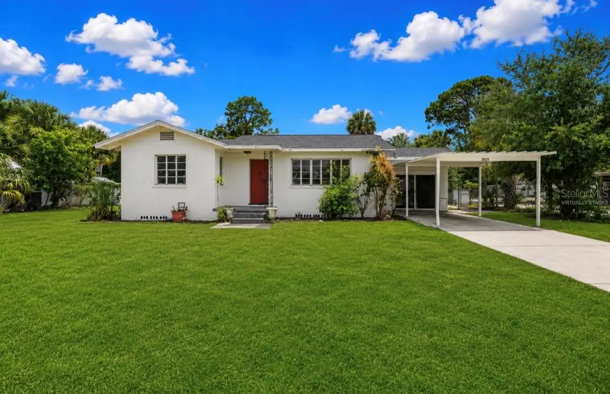 2025 17th Avenue W, Bradenton, FL 34205 - #1