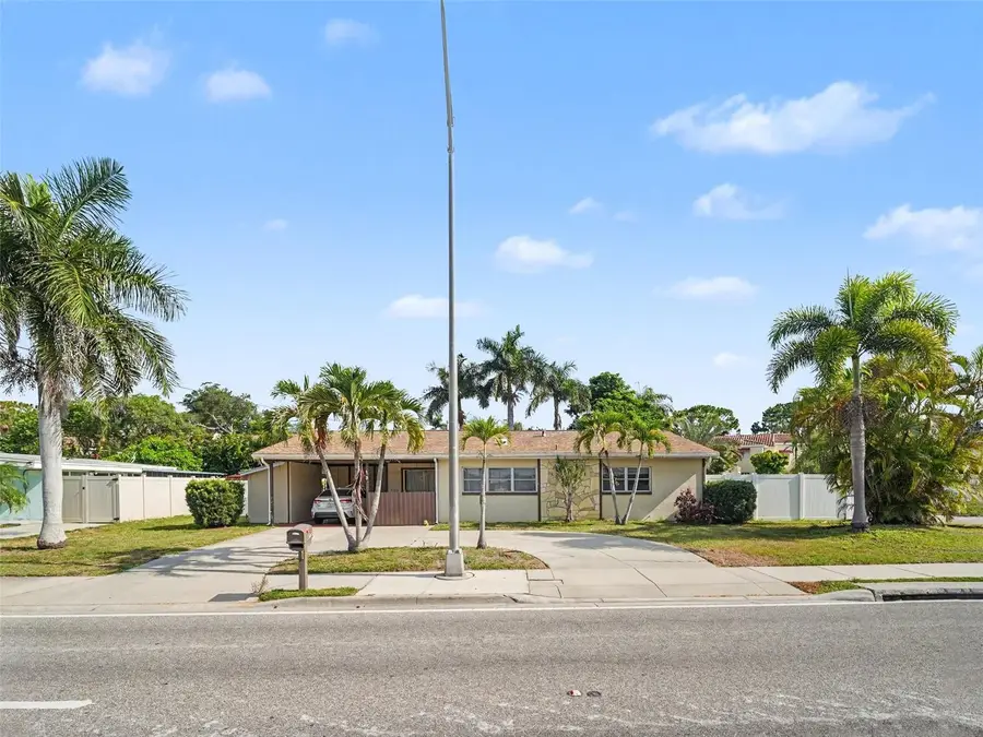 3103 Bayshore Gardens Parkway, Bradenton, FL 34207 - #3