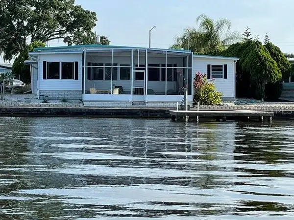 271 Colonial Boulevard #11, PALM HARBOR, FL 34684