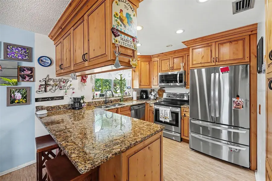 1842 Michigan Avenue Ne, Saint Petersburg, FL 33703 - #2