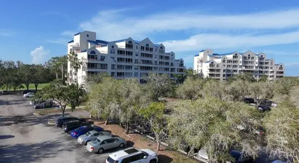 2333 Feather Sound Drive #A607, CLEARWATER, FL 33762