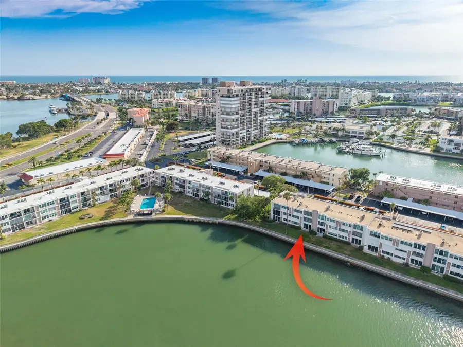 7425 Bay Island Drive S #107, Saint Petersburg, FL 33707 - #2