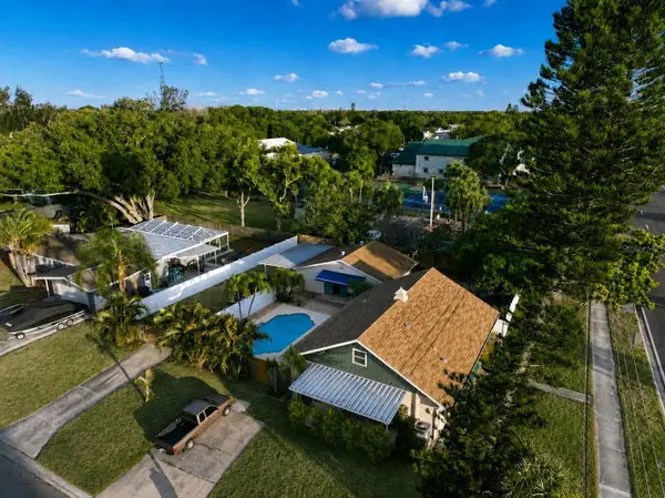 11298 73rd Avenue N, SEMINOLE, FL 33772