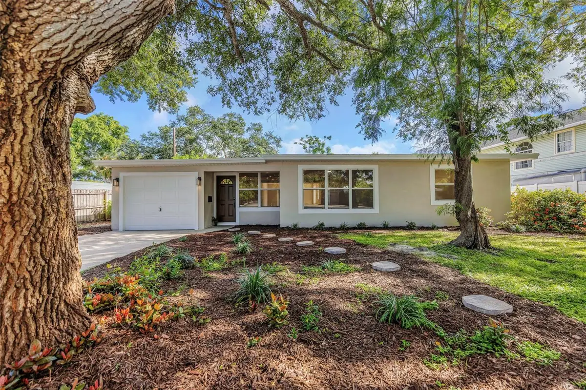 8017 31st Avenue N, Saint Petersburg, FL 33710 - #1