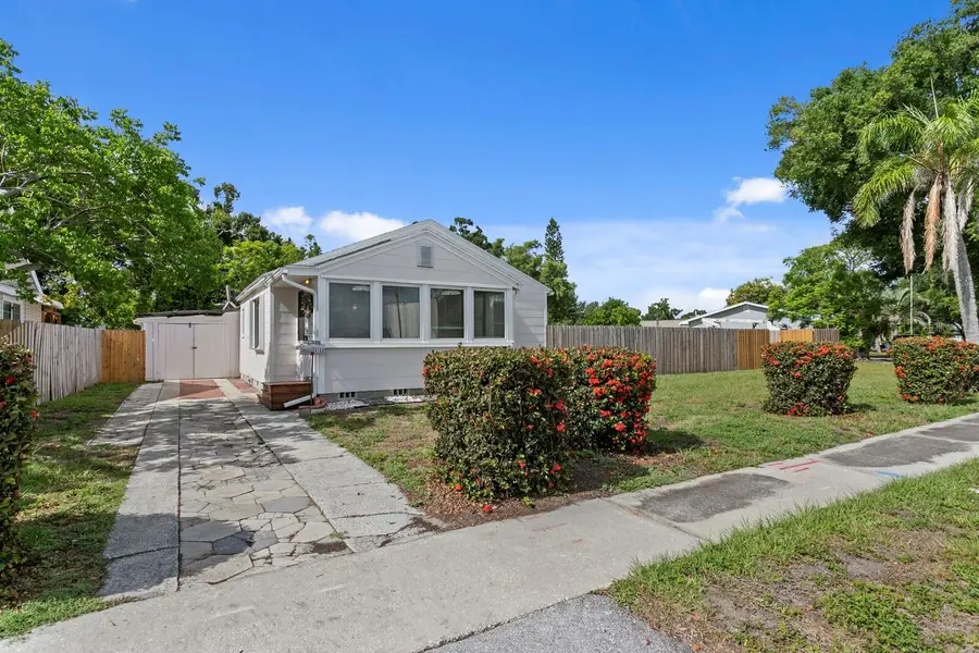 3152 13th Avenue N, Saint Petersburg, FL 33713 - #3