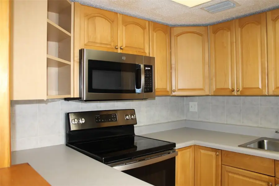 10800 Us Highway 19 N #220, Pinellas Park, FL 33782 - #3