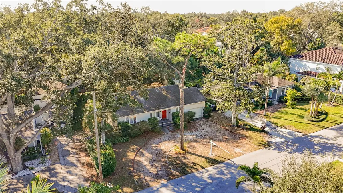 3120 W Coachman Avenue, Tampa, FL 33611 - #1