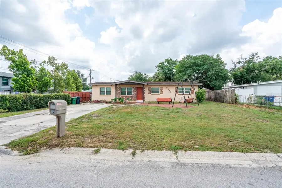9241 N 52nd Street, Tampa, FL 33617 - #2