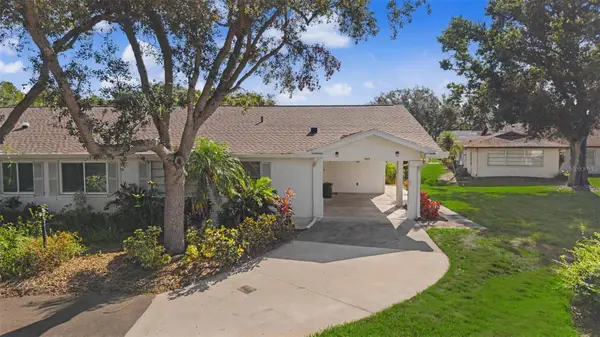 1905 Hanson Court #305, SUN CITY CENTER, FL 33573